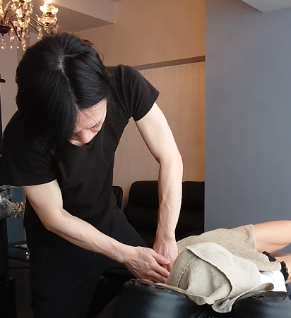 鎖骨から整える肩こりマッサージの画像